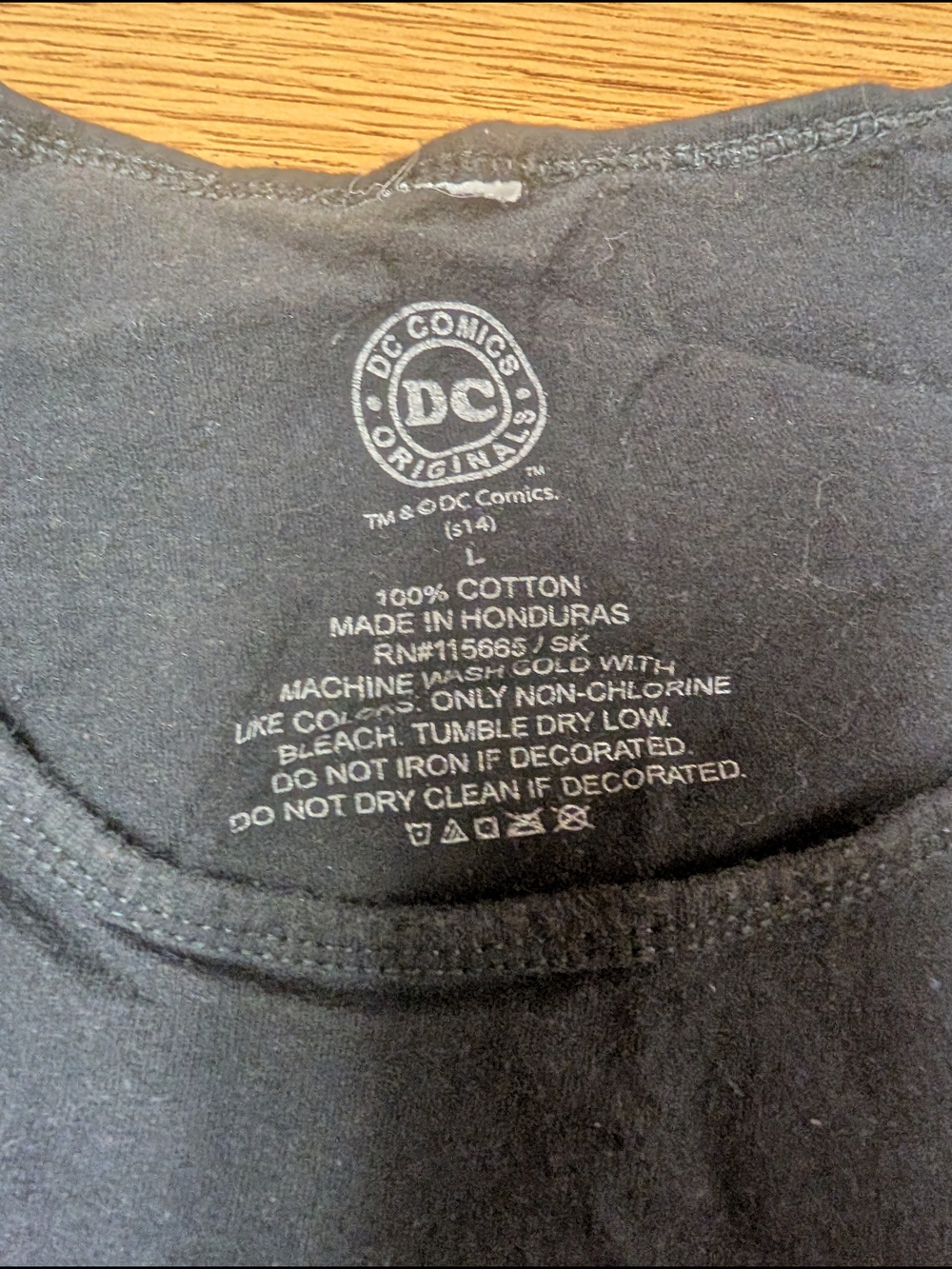 DC Comics Black Graphic Tee with White Print - Picture 3 of 4